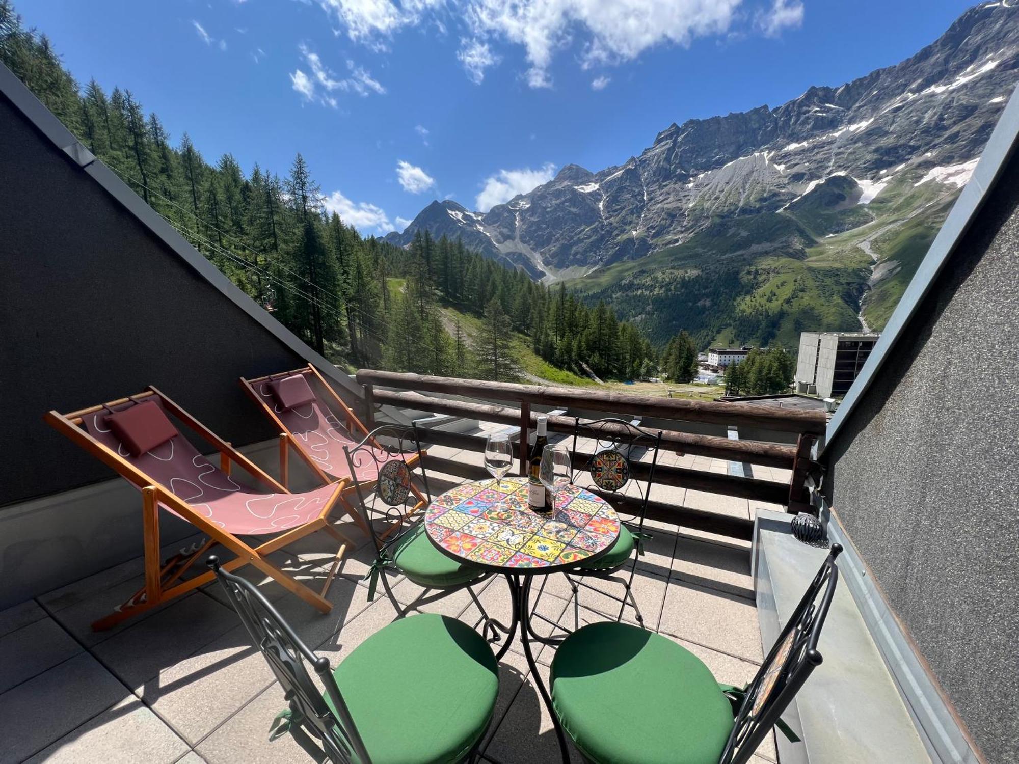 Cervinia - Matterhorn Apartments Брей-Червінія Екстер'єр фото